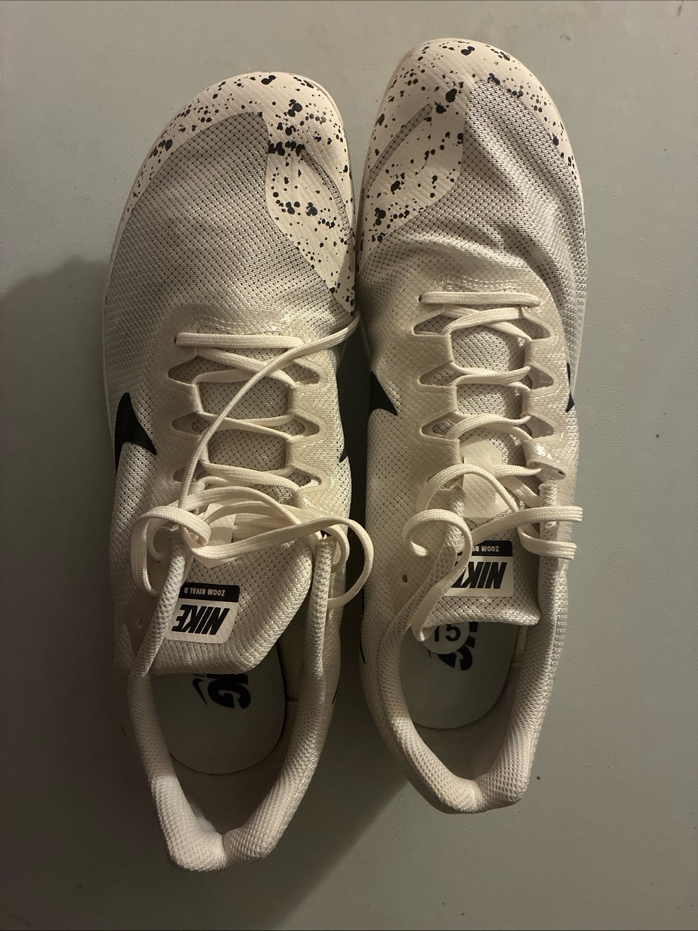 Nike Men's Cream/White Running Shoes with Black Swoosh and Speckle Size 15
